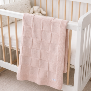 zachtroze babydekentje