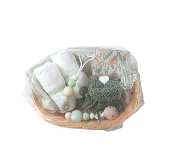 Groen newborn kraamkado mandje