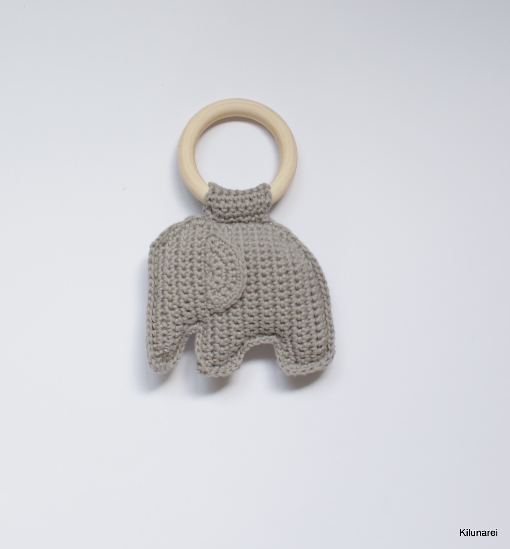 Gehaakte baby rammelaar met olifant - Afbeelding 2